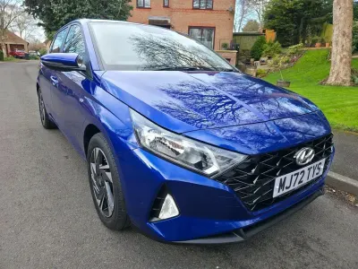 Used Hyundai i20 SE 100 HP (73 kW) 2022 Blue Hatchback
