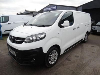 Used Vauxhall Vivaro S 2021 White MPV