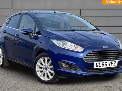 Used Ford Fiesta Titanium 101 HP (74 kW) 2017 Blue Hatchback