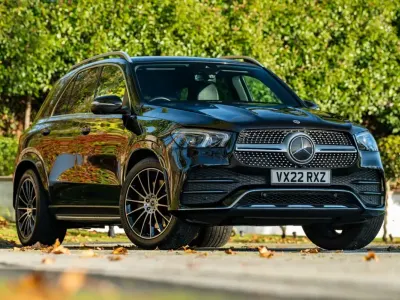 Käytetty Mercedes GLE350 AMG Line Premium 2022 Musta Farmari