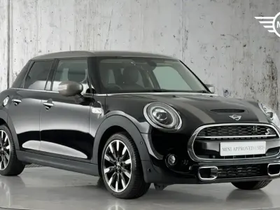 Used Mini Cooper S Exclusive 189 HP (139 kW) 2020 Black Hatchback