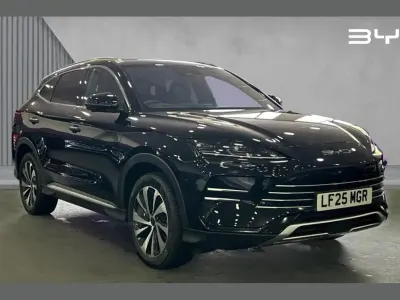 Used BYD Seal U Comfort 218 HP (160 kW) 2025 Black SUV