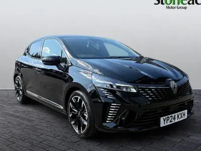 Used Renault Clio Techno 143 HP (105 kW) 2025 Black Hatchback