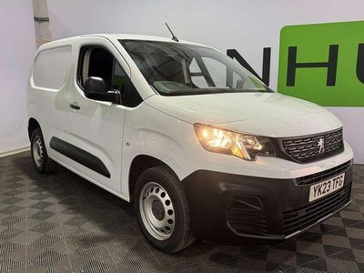 Used Peugeot Partner Premium 131 HP (96 kW) 2023 White MPV