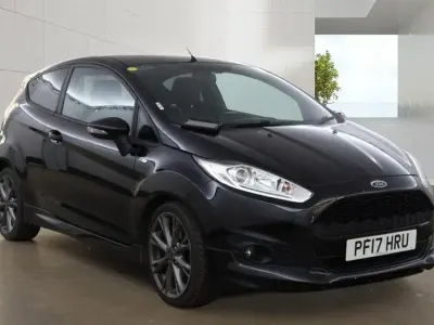 Usado Ford Fiesta ST-Line 100 HP (73 kW) 2017 Preto Citadino