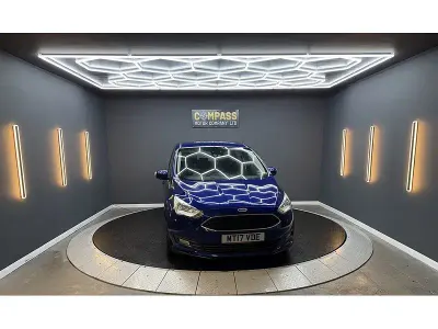 Begagnad Ford C-MAX Zetec 125 HK (91 kW) 2017 Blå Minibuss