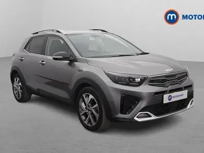 Usado Kia Stonic GT-Line S 120 CV (88 kW) 2024 Gris SUV