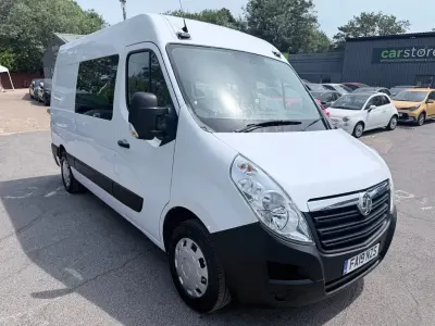 Second-hand Vauxhall Movano 110 CP (80 kW) 2019 Alb Monovolum