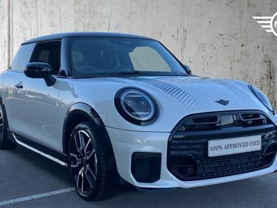 Used Mini Cooper Hatch 114 kW (156 HP) 2025 Nanuq white Hatchback