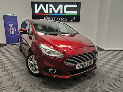 Used Ford S-MAX Titanium 150 HP (110 kW) 2015 Red MPV