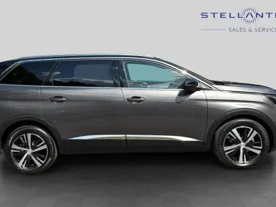 Used Peugeot 5008