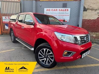 Used Nissan Navara Acenta+ 2016 Red Pickup
