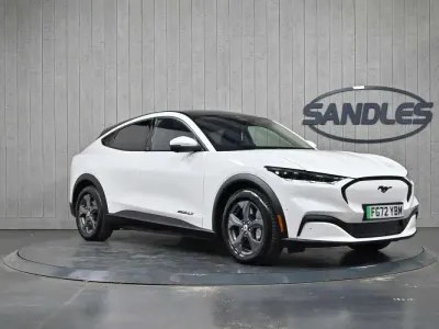 Used Ford Mustang Mach-E Extended Range 216 kW (294 HP) 2022 White SUV