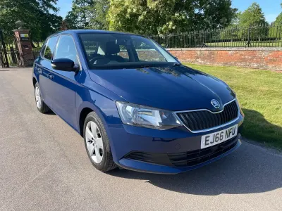 Usado Skoda Fabia SE 2016 Azul Citadino