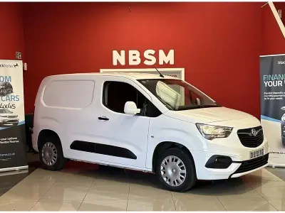 Used Vauxhall Combo Sportive 100 HP (73 kW) 2020 White MPV