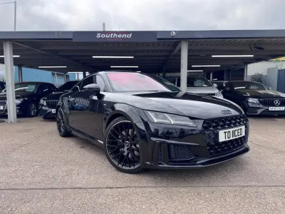 Usado Audi TT Black Edition 245 HP (180 kW) 2021 Preto Coupé