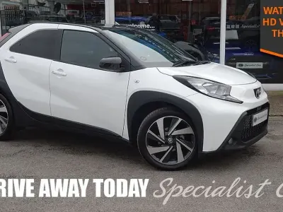 Used Toyota Aygo X 72 HP (52 kW) 2024 White SUV