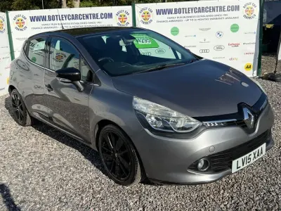 Used Renault Clio Dynamique 90 HP (66 kW) 2015 Grey Hatchback