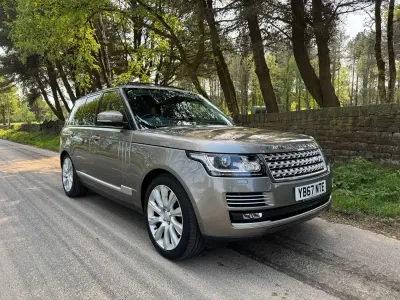 Begagnad Land Rover Range Rover Vogue SE 339 HK (249 kW) 2018 Silver SUV