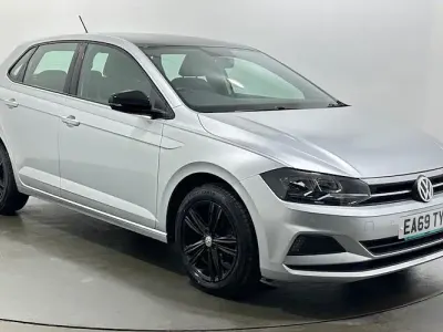 Used VW Polo SE 95 HP (69 kW) 2019 Silver Hatchback