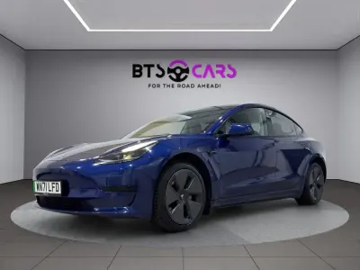 Used Tesla Model 3 Standard Range Plus 366 kW (498 HP) 2021 Blue Sedan