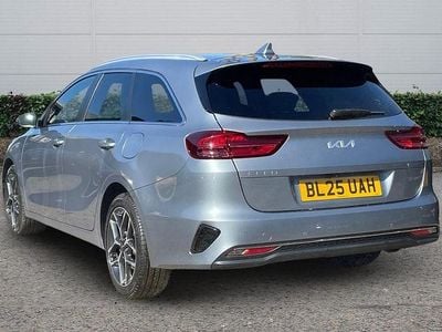 Used Kia Ceed 138 HP (101 kW) 2025 Silver Hatchback