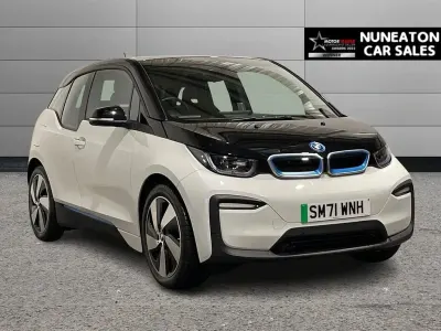Usado BMW i3 Comfort Edition 125 kW (170 HP) 2022 Branco Citadino