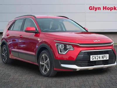 Used Kia Niro 2024 Red SUV