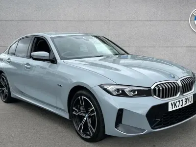 Begagnad BMW 330e M Sport 288 HK (211 kW) 2024 Grå Sedan