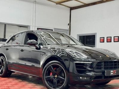 Used 2016 Porsche Macan SUV | £27,990 (A bit pricey)