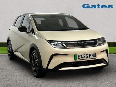 Używany BYD Dolphin Boost 130 kW (177 KM) 2025 Biały Hatchback
