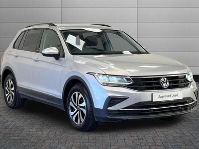 Begagnad VW Tiguan Active 150 HK (110 kW) 2022 Silver SUV