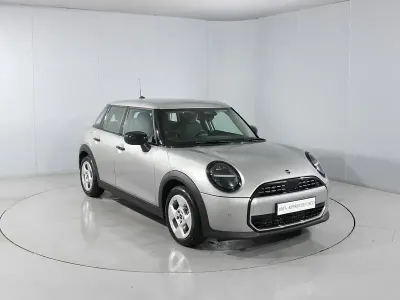 Second-hand Mini Cooper Hatch 113 kW (154 CP) 2025 Argintiu Hatchback