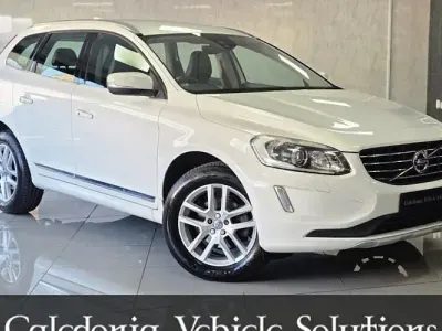 Used Volvo XC60 SE Lux 220 HP (161 kW) 2017 White SUV