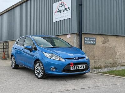 Used Ford Fiesta Titanium 96 HP (70 kW) 2009 Blue Hatchback