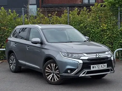 Używany Mitsubishi Outlander 150 KM (110 kW) 2021 Szary SUV