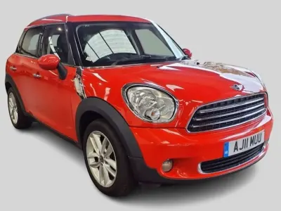 Used Mini Cooper Countryman 122 HP (89 kW) 2011 Red SUV