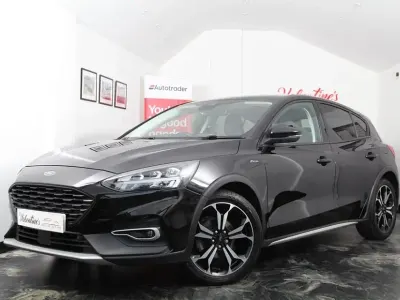 Gebraucht Ford Focus Active X 120 PS (88 kW) 2021 Schwarz Kleinwagen