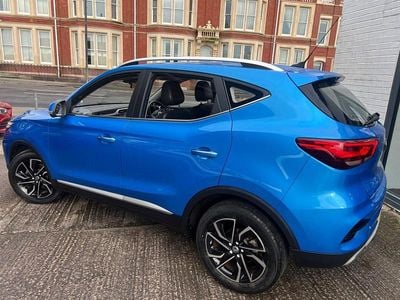 Used MG MG3 106 HP (77 kW) 2022 Blue Hatchback