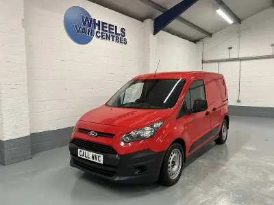 Second-hand Ford Transit Connect 113 CP (83 kW) 2015 Roșu Monovolum
