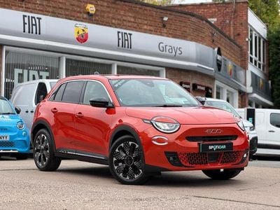 Usado Fiat 600E La Prima 114 kW (156 HP) 2024 Laranja SUV