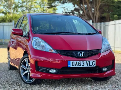 Second-hand Honda Jazz SI 99 CP (72 kW) 2013 Roșu Hatchback