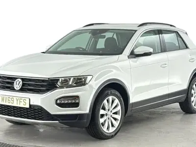 Used VW T-Roc SE 116 HP (85 kW) 2019 White SUV