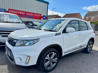 Used Suzuki Vitara SZ5 120 HP (88 kW) 2015 White SUV