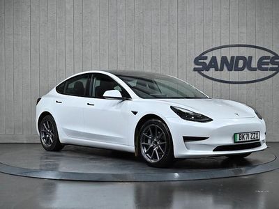 Used Tesla Model 3 Standard Range 208 kW (283 HP) 2021 White Sedan
