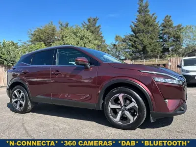Used Nissan Qashqai N-Connecta 140 HP (102 kW) 2023 Red SUV