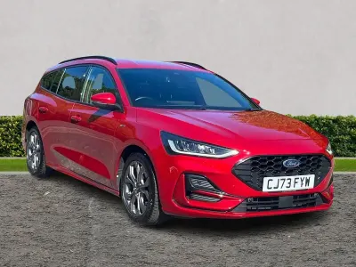 Używany Ford Focus ST-Line 2024 Czerwony Kombi