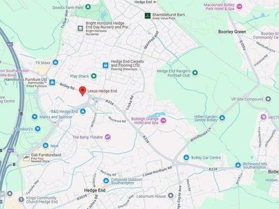 Used Lexus UX 250h 180 HP (132 kW) 2020 Green SUV