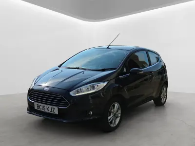 Used Ford Fiesta Zetec 82 HP (60 kW) 2015 Black Hatchback
