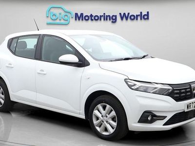 Used Dacia Sandero Comfort 91 HP (66 kW) 2022 White Hatchback